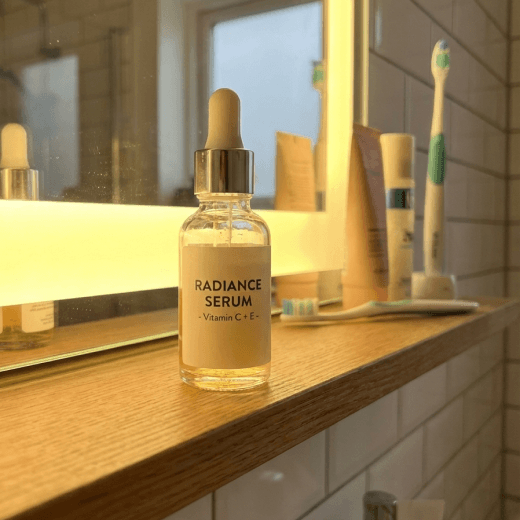 Skincare serum bottle - original